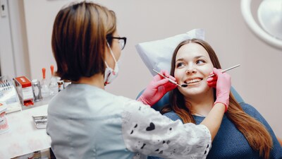 The effect of dehydration on oral health often goes unnoticed. The effect of dehydration on oral health often goes unnoticed.