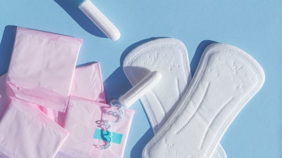 Ensuring proper menstrual hygiene is important to protect yourself from conditions like Toxic Shock Syndrome. (Freepik) Ensuring proper menstrual hygiene is important to protect yourself from conditions like Toxic Shock Syndrome. (Freepik)