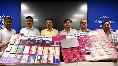 the police have recovered ₹11.3 lakh from the accused, apart from a laptop, 18 mobile phones, 18 cheque books of various banks, 32 debit cards, 33 cheques, 27 Vodafone SIM cards, 2 passbooks, 10 rubber stamps in the name of bogus firms and 36 bank kits in the name of 10 companies. (Bachchan Kumar/ HT PHOTO) the police have recovered ₹11.3 lakh from the accused, apart from a laptop, 18 mobile phones, 18 cheque books of various banks, 32 debit cards, 33 cheques, 27 Vodafone SIM cards, 2 passbooks, 10 rubber stamps in the name of bogus firms and 36 bank kits in the name of 10 companies. (Bachchan Kumar/ HT PHOTO)