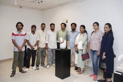 Shilp Shristi underway at the Kala Srot Art Gallery in Lucknow (Photo: HT) Shilp Shristi underway at the Kala Srot Art Gallery in Lucknow (Photo: HT)