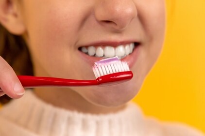 Factors such as bristle type, head size, and handle design play a significant role in ensuring effective cleaning and protecting your gums. (Unsplash) Factors such as bristle type, head size, and handle design play a significant role in ensuring effective cleaning and protecting your gums. (Unsplash)