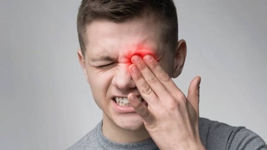 Recent surge in COVID-19 cases raises concerns over eye health risks and symptoms. (istockphoto)