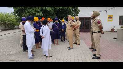 DSP Samrala Tarlochan Singh, who arrived at the gurdwara with a police team, said the DVR had been taken into custody for forensic testing. (HT Photo) DSP Samrala Tarlochan Singh, who arrived at the gurdwara with a police team, said the DVR had been taken into custody for forensic testing. (HT Photo)
