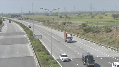 The Delhi-Meerut Expressway. (Sakib Ali/HT Photo)