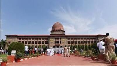 The parade was reviewed by Mizoram governor and former chief of army staff General VK Singh (retd). (HT File)