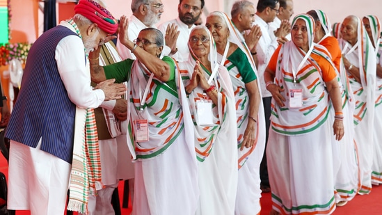 PM Modi met some of the surviving women during an event in Bhuj (DPR PMO)