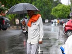 Delhi is expected to witness light rain in the next 2 hours