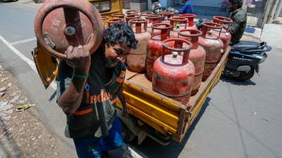 The prices of commercial 19kg LPG cylinders have been reduced by ₹24 (PTI) The prices of commercial 19kg LPG cylinders have been reduced by ₹24 (PTI)
