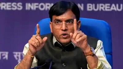 Union labour minister Mansukh Mandaviya. Union labour minister Mansukh Mandaviya.