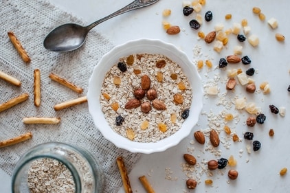 Oatmeal: Having oatmeals every day for breakfast will not just keep you full but will also provide protein and fibre to the body. (Unsplash) Oatmeal: Having oatmeals every day for breakfast will not just keep you full but will also provide protein and fibre to the body. (Unsplash)