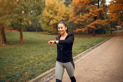 Staying fit and active, like clocking in your daily step count, can reduce hypertension risk. (Freepik) Staying fit and active, like clocking in your daily step count, can reduce hypertension risk. (Freepik)