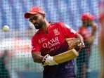 Nasser Hussain and Michael Atherton joked Dinesh Karthik would be unbearable if RCB end their trophy drought Nasser Hussain and Michael Atherton joked Dinesh Karthik would be unbearable if RCB end their trophy drought