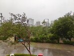 Dust storms hit parts of Delhi and adjoining Noida, Gurugram on Sunday evening Dust storms hit parts of Delhi and adjoining Noida, Gurugram on Sunday evening