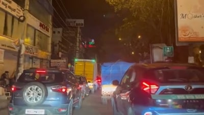 Bengaluru's Marathahalli area saw a massive traffic during mid night (Screen grab from X video/CitizensMovement) Bengaluru's Marathahalli area saw a massive traffic during mid night (Screen grab from X video/CitizensMovement)
