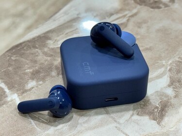 The 13.4mm drivers deliver a pleasingly full-bodied sound with an emphasis on bass. (Ayushmann Chawla)