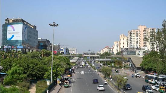 NCRTC has planned to set up an RRTS rail project from Gurugram Iffco Chowk. (Parveen Kumar/HT Photo)