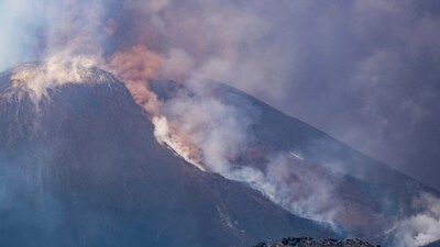 Homes in the vicinity trembled when the historic landmark exploded overnight, filling the sky with a massive column of smoke and ash. (AP) Homes in the vicinity trembled when the historic landmark exploded overnight, filling the sky with a massive column of smoke and ash. (AP)