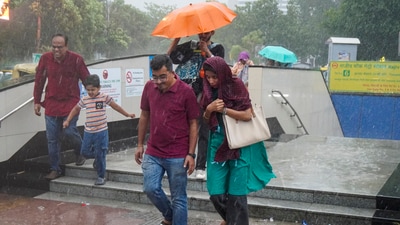 Delhi is expected to receive light rain and thunderstorms on Monday evening (Representational image/PTI) Delhi is expected to receive light rain and thunderstorms on Monday evening (Representational image/PTI)