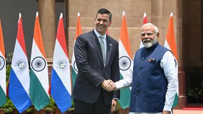 Prime Minister Narendra Modi meets President of Paraguay, Santiago Pena, at Hyderabad House in New Delhi on Monday. (Arvind Yadav/ Hindustan Times) Prime Minister Narendra Modi meets President of Paraguay, Santiago Pena, at Hyderabad House in New Delhi on Monday. (Arvind Yadav/ Hindustan Times)