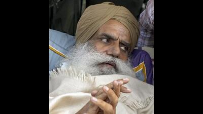 Samyukta Kisan Morcha (Non-Political) leader Jagjit Singh Dallewal on Monday said the farmers will hold a state-wide agitation against the Punjab government on Tuesday for putting several cultivators, who opposed laying a sewerage pipeline project in Bathinda, behind bars. (PTI File) Samyukta Kisan Morcha (Non-Political) leader Jagjit Singh Dallewal on Monday said the farmers will hold a state-wide agitation against the Punjab government on Tuesday for putting several cultivators, who opposed laying a sewerage pipeline project in Bathinda, behind bars. (PTI File)