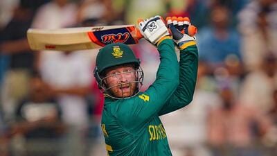 South Africa wicket-keeper Heinrich Klaasen announced his retirement from international cricket on Monday. (PTI) South Africa wicket-keeper Heinrich Klaasen announced his retirement from international cricket on Monday. (PTI)