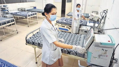 Thane, India - May -23, 2025:The government of Maharahstra has become alert after some Covid patients were found in Mumbai and Thane, a Covid ward has been prepared for Covid patients at Thane Civil Hospital. Nurses are seen preparing a ward at Thane Civil Hospital. ,in Thane,in Mumbai, India, on, Friday, May -23, 2025. ( Praful Gangurde /HT Photo ) Thane, India - May -23, 2025:The government of Maharahstra has become alert after some Covid patients were found in Mumbai and Thane, a Covid ward has been prepared for Covid patients at Thane Civil Hospital. Nurses are seen preparing a ward at Thane Civil Hospital. ,in Thane,in Mumbai, India, on, Friday, May -23, 2025. ( Praful Gangurde /HT Photo )