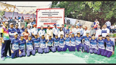 The home team defeated Madhya Pradesh with a 4-2 score in the final to lift the 43rd Junior National Softball Championship title at Panjab University on Monday. (HT Photo) The home team defeated Madhya Pradesh with a 4-2 score in the final to lift the 43rd Junior National Softball Championship title at Panjab University on Monday. (HT Photo)
