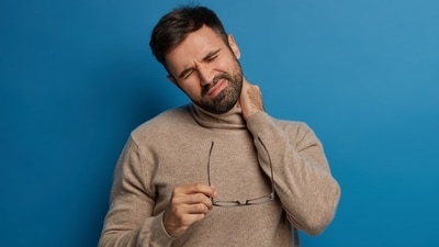 Know the lesser-known signs of thyroid problems that men often miss noticing. (Freepik) Know the lesser-known signs of thyroid problems that men often miss noticing. (Freepik)