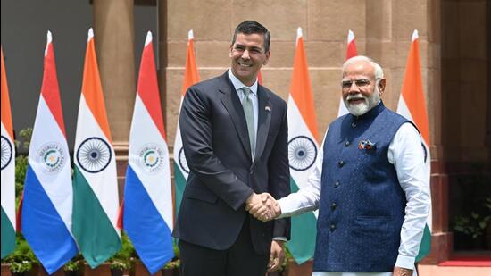Prime Minister Narendra Modi meets President of Paraguay, Santiago Pena, at Hyderabad House in New Delhi on Monday. (Arvind Yadav/ Hindustan Times)