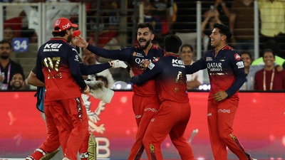 Virat Kohli was in tears once he realised Bengaluru were about to shed the underachiever's tag that has stuck to them since the inaugural 2008 edition of the league.&nbsp; (REUTERS)