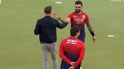 Virat Kohli met AB de Villiers right before the IPL 2025 final Virat Kohli met AB de Villiers right before the IPL 2025 final