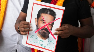Bengaluru: Members of Kannada Raksha Vedike stage a protest against actor Kamal Haasan for his remarks on the Kannada language, in Bengaluru. (PTI) Bengaluru: Members of Kannada Raksha Vedike stage a protest against actor Kamal Haasan for his remarks on the Kannada language, in Bengaluru. (PTI)