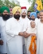 AAP candidate MP Arora during the foot march in Ludhiana on Tuesday. (HT Photo) AAP candidate MP Arora during the foot march in Ludhiana on Tuesday. (HT Photo)