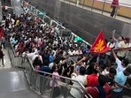 Massive crowds were spotted at Bengaluru's Cubbon Park metro station. Massive crowds were spotted at Bengaluru's Cubbon Park metro station.