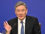 Wang urged France to push the European Commission to work with China to create conditions for expanding cooperation. Wang urged France to push the European Commission to work with China to create conditions for expanding cooperation.