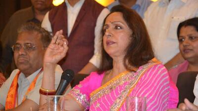 Hema Malini says Banke Bihari temple project is a rare opportunity to ensure proper arrangements for devotees. (HT Photo) Hema Malini says Banke Bihari temple project is a rare opportunity to ensure proper arrangements for devotees. (HT Photo)