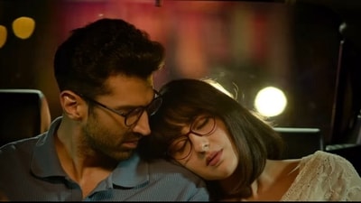 Aditya Roy Kapur and Sara Ali Khan in Metro In Dino Aditya Roy Kapur and Sara Ali Khan in Metro In Dino