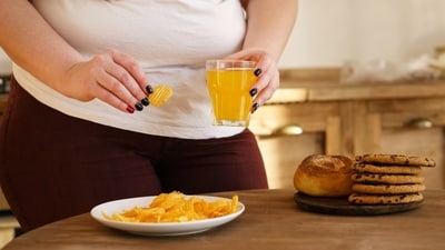 According to Dr Saurabh Sethi, a gastroenterologist and hepatologist, there are 3 foods that can harm your liver. (Shutterstock) According to Dr Saurabh Sethi, a gastroenterologist and hepatologist, there are 3 foods that can harm your liver. (Shutterstock)