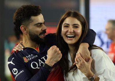 Anushka Sharma celebrates the victory of the Royal Challengers Bengaluru in the 2025 IPL with husband Virat Kohli. (REUTERS)