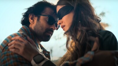 Aankhon Ki Gustaakhiyan teaser: Vikrant Massey and Shanaya Kapoor in a still from the film.