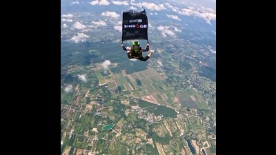 Anamika making a skydive jump over Bangkok with the flag of “Op Sindoor” on Thursday. (Sourced) Anamika making a skydive jump over Bangkok with the flag of “Op Sindoor” on Thursday. (Sourced)