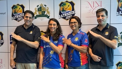 Captain Smriti Mandhana does the ‘Go Jets’ pose with Ratnagiri Jets co-owners Rajan Navani and Rakesh Navani ahead of the inaugural edition of the Maharashtra Premier League on Wednesday Captain Smriti Mandhana does the ‘Go Jets’ pose with Ratnagiri Jets co-owners Rajan Navani and Rakesh Navani ahead of the inaugural edition of the Maharashtra Premier League on Wednesday