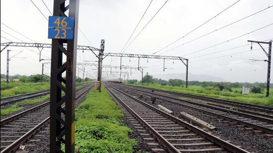 A couple was thrown off a moving train and seriously injured while they tried to fight off a robber (Photo by Rishikesh Choudhary/ Hindustan Times)