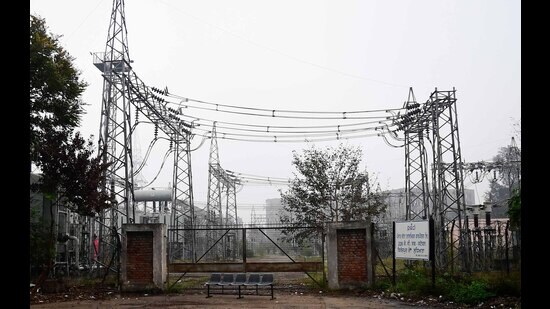 On Thursday alone, around four 11 KV feeders under the Focal Point division remained non-functional with no backup. (HT Photo)