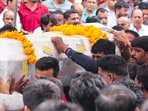 The family of Raja Raghuvanshi has written a letter to PM Narendra Modi requesting a CBI inquiry into the matter. The family of Raja Raghuvanshi has written a letter to PM Narendra Modi requesting a CBI inquiry into the matter.