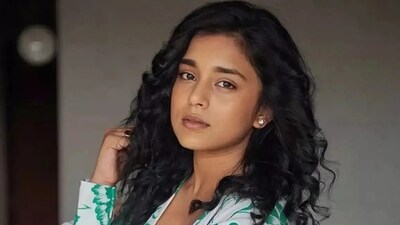 Actor Sumbul Touqeer Actor Sumbul Touqeer