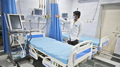 The heatwave clinic is equipped with ceramic immersion tubs, ventilator beds, rectal thermometers, ice boxes, and an inflatable cooling tub. (Sanjeev Verma/HT Photo) The heatwave clinic is equipped with ceramic immersion tubs, ventilator beds, rectal thermometers, ice boxes, and an inflatable cooling tub. (Sanjeev Verma/HT Photo)