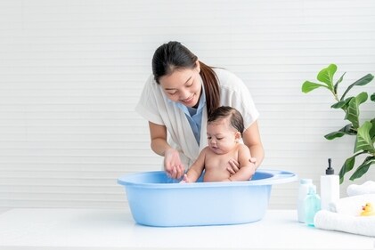 Regular bathing helps to keep the baby smelling good naturally. (Shutterstock) Regular bathing helps to keep the baby smelling good naturally. (Shutterstock)