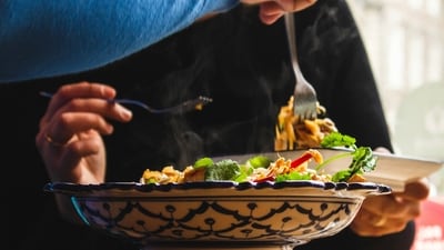 Salads can make for a delicious, quick and easy meal that can be relished at office (unsplash ) Salads can make for a delicious, quick and easy meal that can be relished at office (unsplash )
