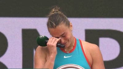 Coco Gauff beat Aryna Sabalenka 6-7(5), 6-2, 6-4 to win the French Open Coco Gauff beat Aryna Sabalenka 6-7(5), 6-2, 6-4 to win the French Open